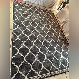 6x9 Ruggable tarali black rug Moroccan trellis print